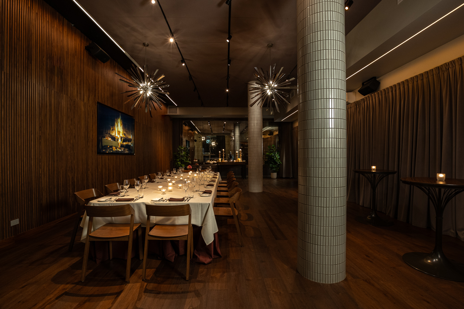 Elegant private dining room at a Chicago restaurant set for an event